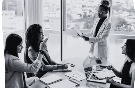 Leadership Communication – 13 Powerful Lessons That Will Elevate Your Skills